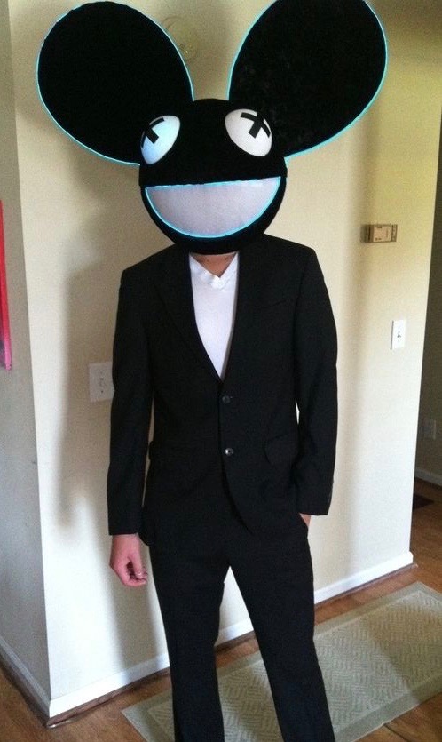 the guy dressed as Deadmau5